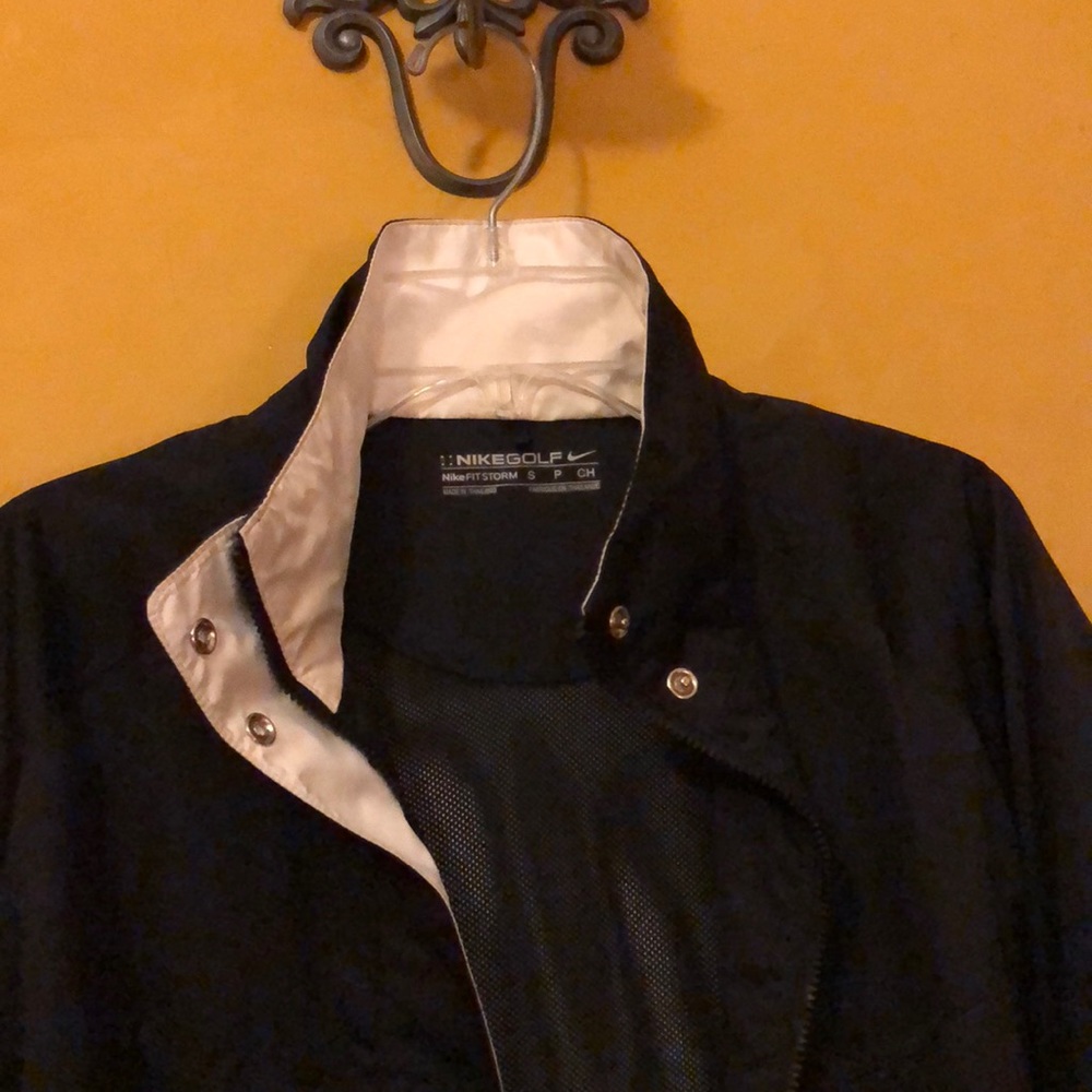Nike Rain Jacket - Picture 2 of 2